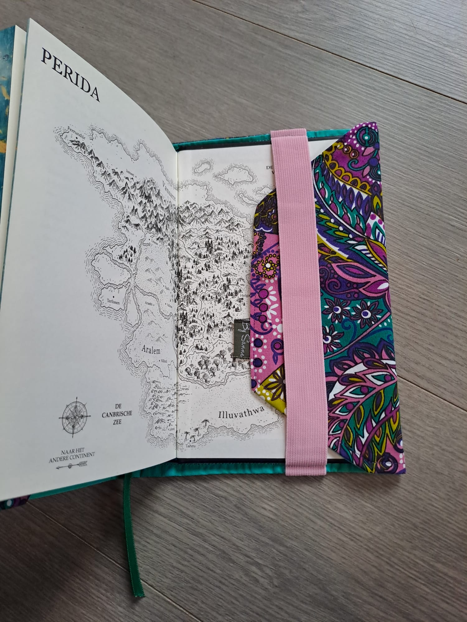 Boekhoes – Batik Paarstinten - Afbeelding 3