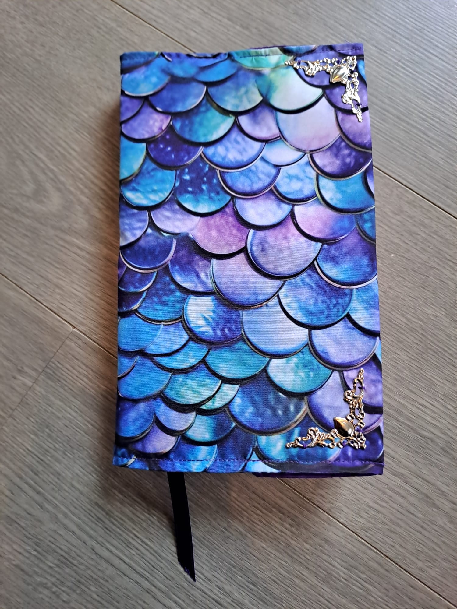 Boekhoes – Moonlight Drakenschubben
